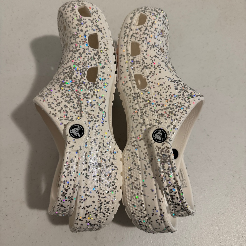 Crocs Classic Starry Glitter Clog Unisex Size Women's 12 Men's 11 Casual Beach - Picture 4 of 9